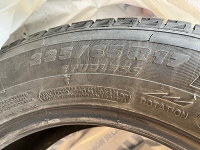 USED FOUR 225-65R 17 MICHELIN LATITUDE X- ICE TIRES. AWESOME WINTER TIRES IN GOOD CONDITION. ONLY US...