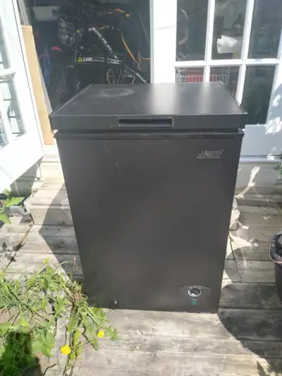 Arctic King 3.5 cu. ft. Chest Freezer, View more