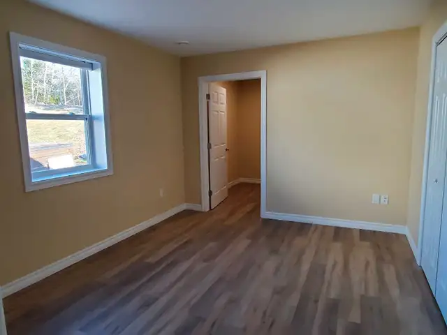 2 bed 1 bath semi63860084735363124
