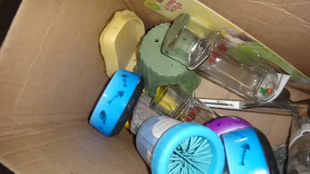 Box of Pet Supplies all for only $20 in Accessories in Winnipeg - Image 4