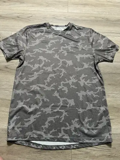 Peloton Men's Digital Camo Short Sleeve Shirt, View more