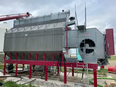 2015 SQ16 Grain Dryer Propane, single phase. With blower and pipes for 4 bins. As new meridian loadi...