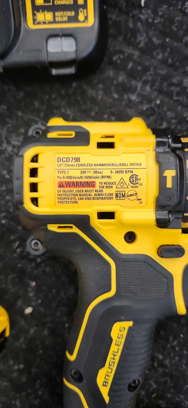 dewalt drill in Hand Tools in Calgary - Image 5
