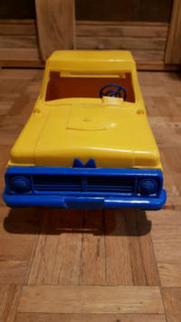 Toy truck plastic 