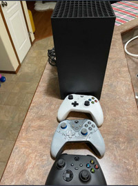Xbox one with 3 controller