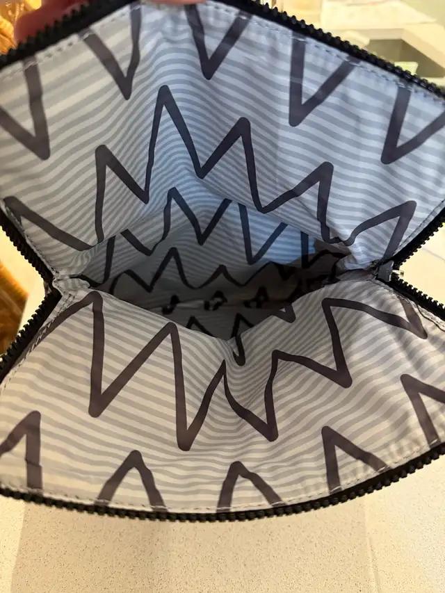 Lululemon clutch 63871130289795123