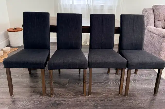 Dining room table in Dining Tables & Sets in Oshawa / Durham Region - Image 4