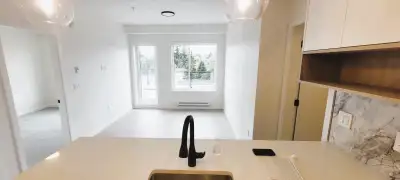 Move in June 1 | Parking Included | Storage Locker Included 1 Bed + Den | 1 Bath | 745 sq. ft. inclu...