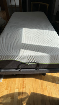 Base de lit électrique ajustable et matelas 12´´