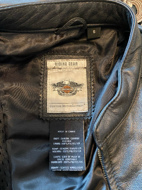 Woman Harley Davidson Leather Jacket - small in Women's - Tops & Outerwear in Ottawa - Image 3
