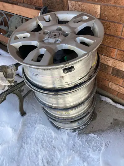 I am selling a set of four original Acura 18-inch alloy rims that are in pre-owned condition and inc...