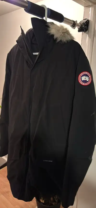 Men’s XL Canada Goose Parka, View more