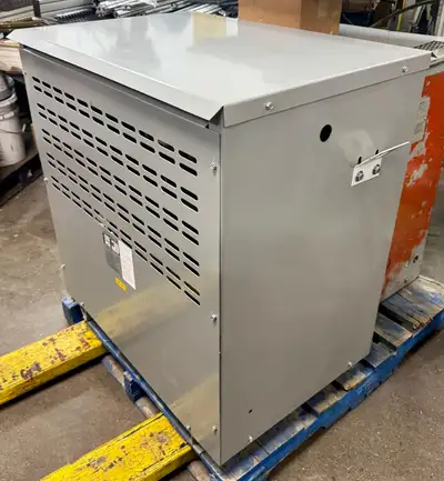 JVC Transformer 112.5 KVA Model: DH3-112-5C-6FC Primary Voltage: 600V Secondary Voltage: 220Y/177V C...