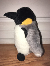4 Peluches Pingouins en excellent état à prix variés