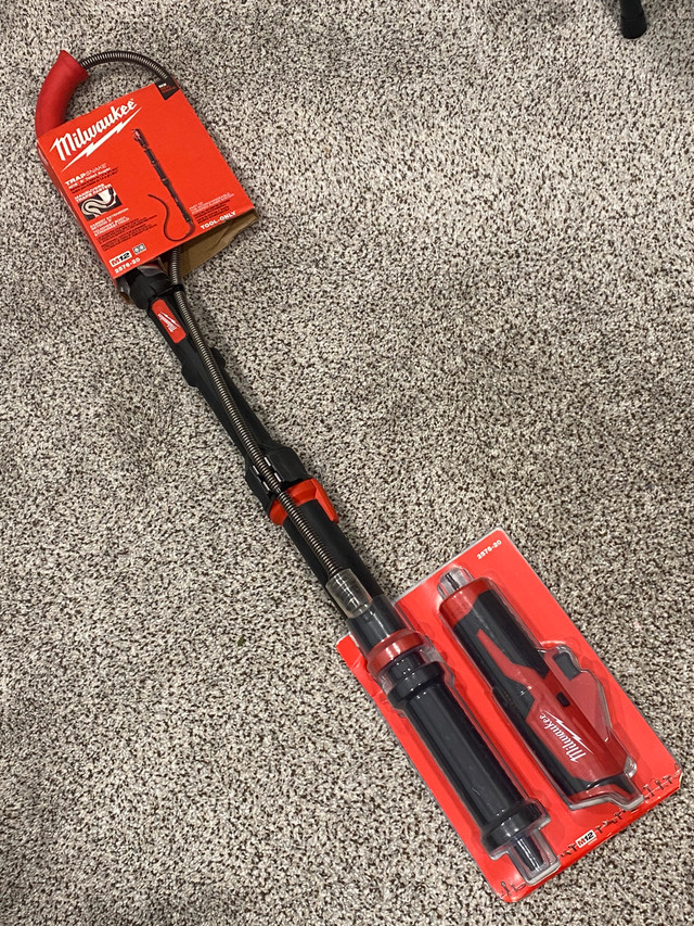 New Free Battery & Charger Milwaukee M12 6Ft. Toilet Auger Kit in Power Tools in Saskatoon