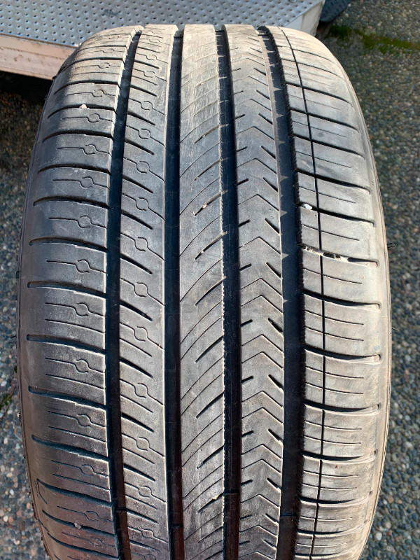 1 x single 275/35/21 M+S Michelin Pilot sport AS 4 wit 75% tread in Tires & Rims in Delta/Surrey/Langley