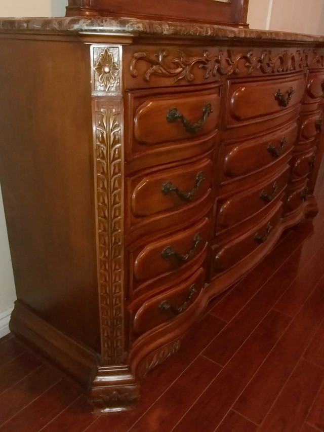 Solid wood Wardrobe and dresser from 5 pcs set in Dressers & Wardrobes in Mississauga / Peel Region - Image 3