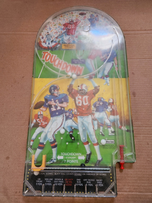 Vintage original tin touchdown pinball game in Arts & Collectibles in Stratford