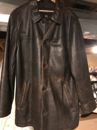 Men’s leather coat size L 