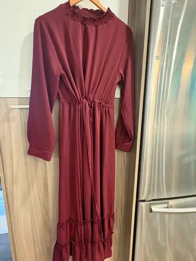 Robe longue fluide bordeaux à col montant - Taille L, View more