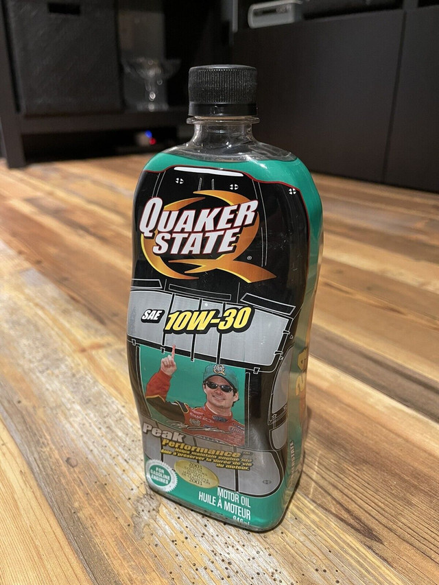 Jeff Gordon - Quaker State 10w30 Collectable Motor Oil in Arts & Collectibles in Hamilton