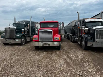 Freightliner fld 120 E log excempt 1.4km Full lockers 18 speed eaton Detroit 60 series with work don...