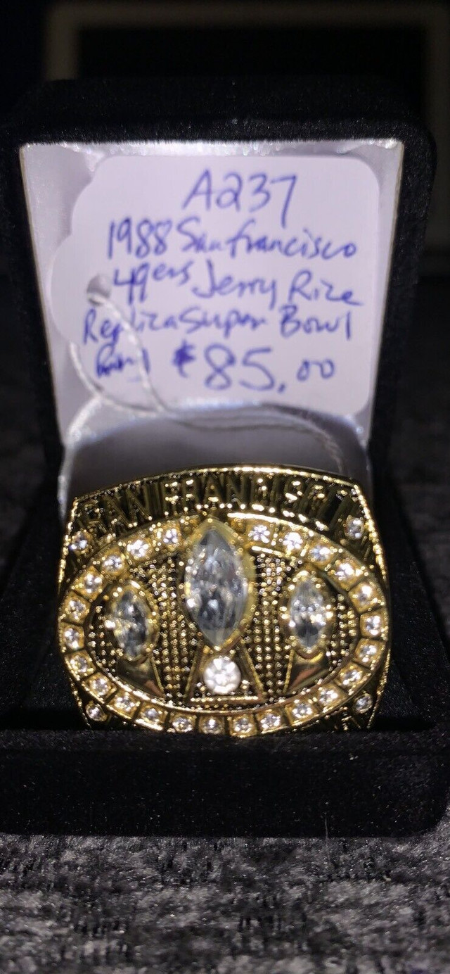 1988 SF 49ers Jerry Rice Replica Super Bowl Ring Out of Stock in Arts & Collectibles in Edmonton