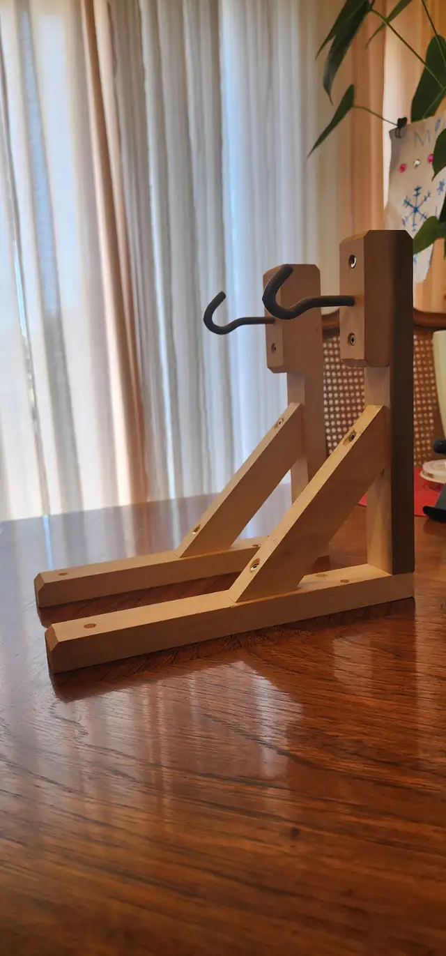 Wooden shelf support bracket with hook in Other in St. Catharines - Image 3