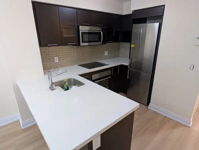 1Bedroom + Den for Rent on Subway Line in Long Term Rentals in City of Toronto - Image 7