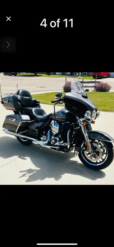 Harley Davidson financing available 67000km Stage one Vance & Hines Cross Over Duels Out province in...