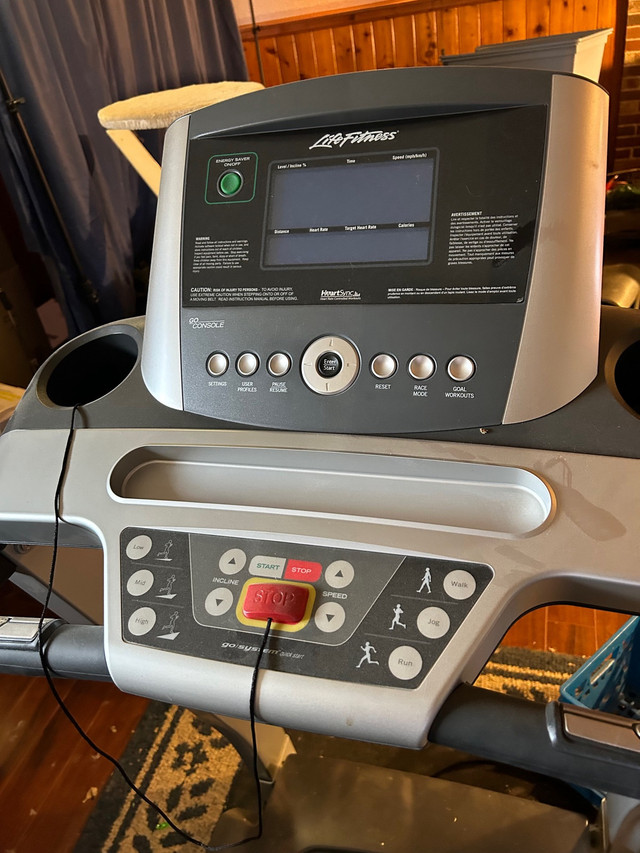 life fitness treadmill in Exercise Equipment in Bedford - Image 3