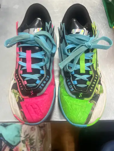 Price Drop! Kids Puma shoes. size 7., View more