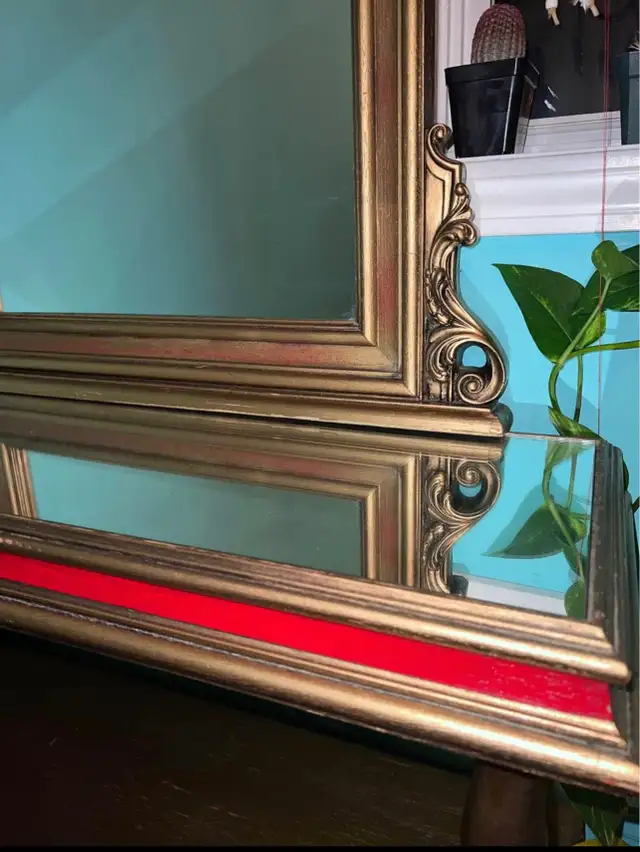 Vintage/ antique rare find vanity very beautiful and elegant gol in Home Décor & Accents in Oakville / Halton Region - Image 6