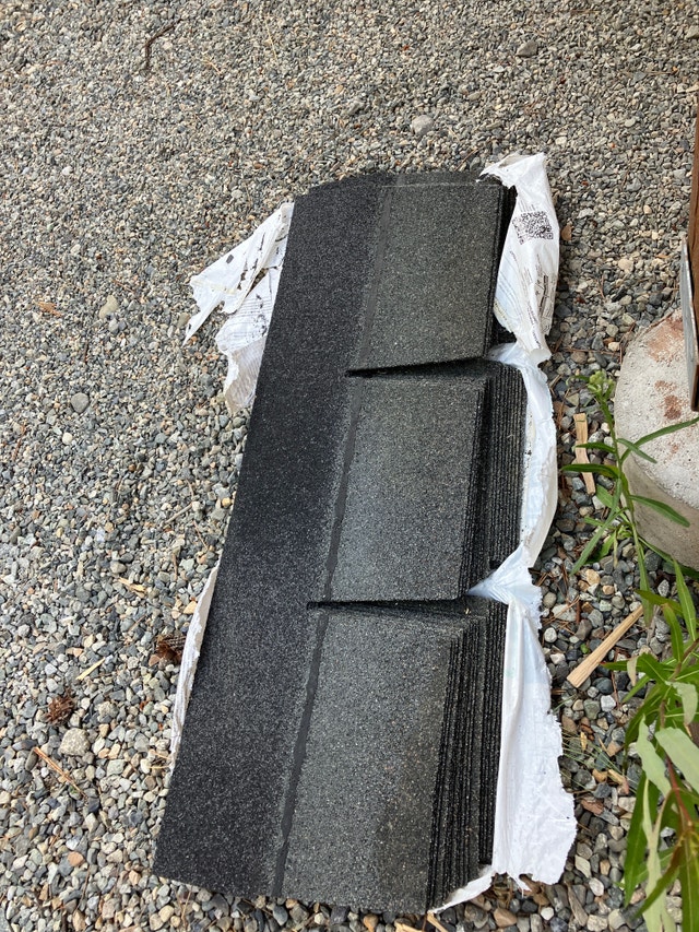 Hip and ridge shingles Roofing Whitehorse Kijiji