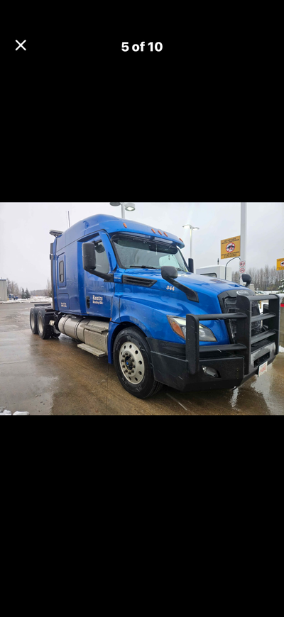 d info 2023 Freightliner Cascadia Looking for a driver min 2 years verified super B driving experien...