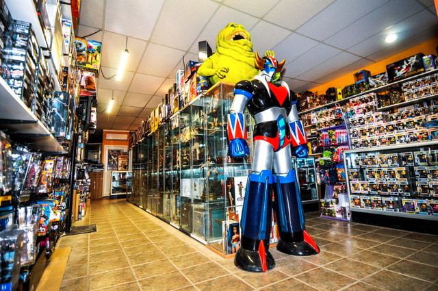 IN STORE! Masters of The Universe Origins He-Man Action Figure dans Jouets et jeux  à Ville de Montréal - Image 2