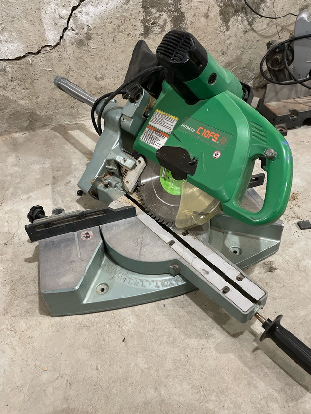 Compound Mitre Saw in Power Tools in Moose Jaw - Image 3