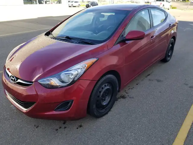 2012 Hyundai Elantra63871127742465122