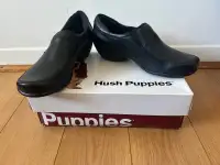 Hush Puppies slip on shoes - size 6.5 US