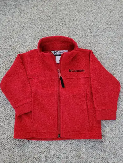 Chandail rouge "Columbia" (T2), View more