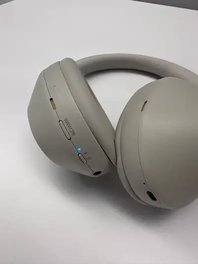 Sony WH-1000XM5, View more