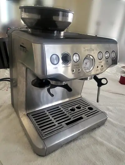 Breville Barista ESPRESSO MACHINE + ACCESSORIES ▮ BE870XL, View more