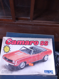MPC/Ertl '69 Camaro SS 1:25 Model Kit #6283 (1987)