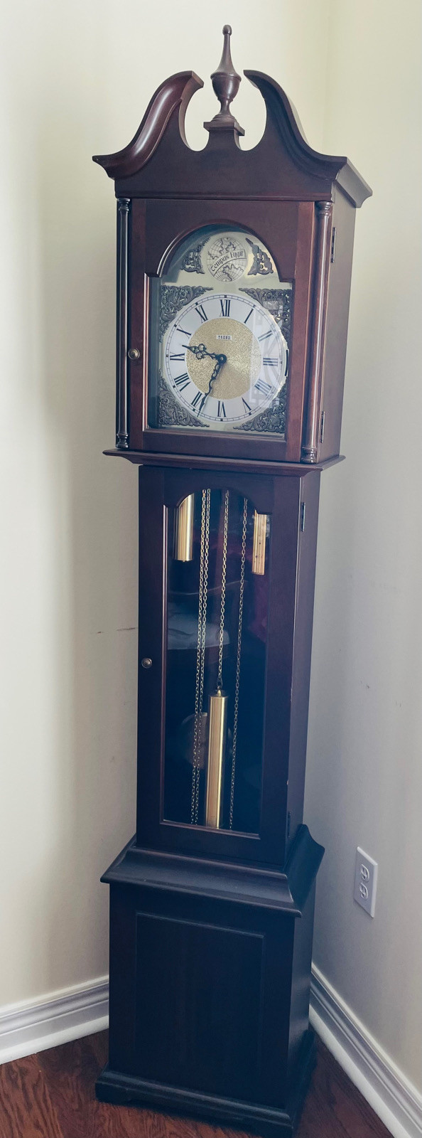 Grandfather clock  in Arts & Collectibles in Oshawa / Durham Region