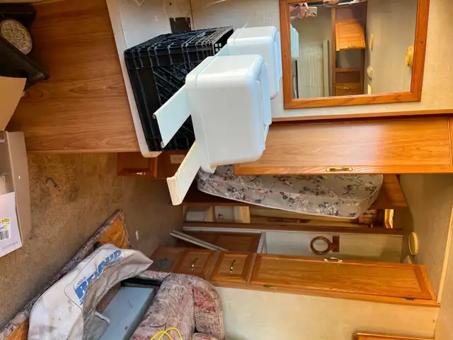 1999 Coachman Camper in Other in Leamington - Image 7