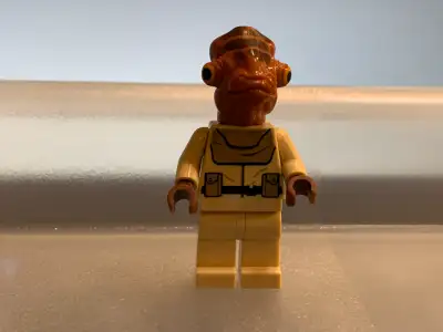 Lego Star Wars Mon Calamari Officer #sw0248, View more