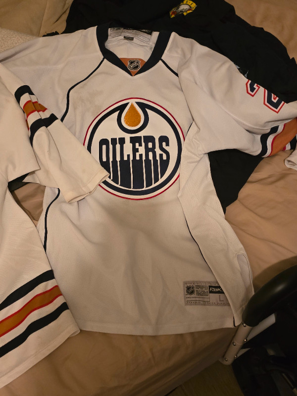 Oilers Framed Hat Trick Jordan E Taylor H Ryan Nugent in Hockey in Edmonton - Image 3