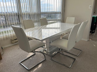 White high gloss Dining Table & 6 Faux Leather Chairs