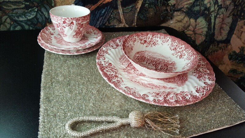 Rare Coaching Scenes; Johnson Bros Made in England Red  Dish set for sale  