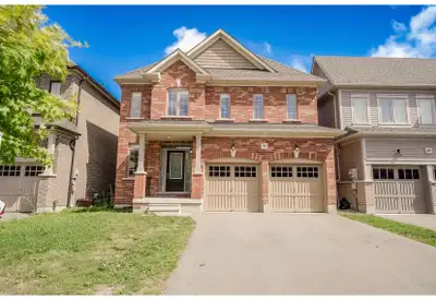 Detached 4 bedrooms 2.5 washrooms house for lease in bowmanville Clarington. Basement isn’t finished...